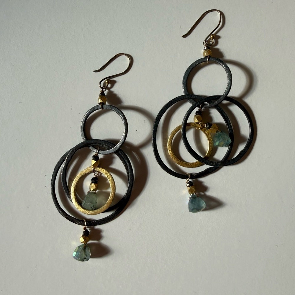 Elegant Black and Gold Dangle Gemstone Earrings